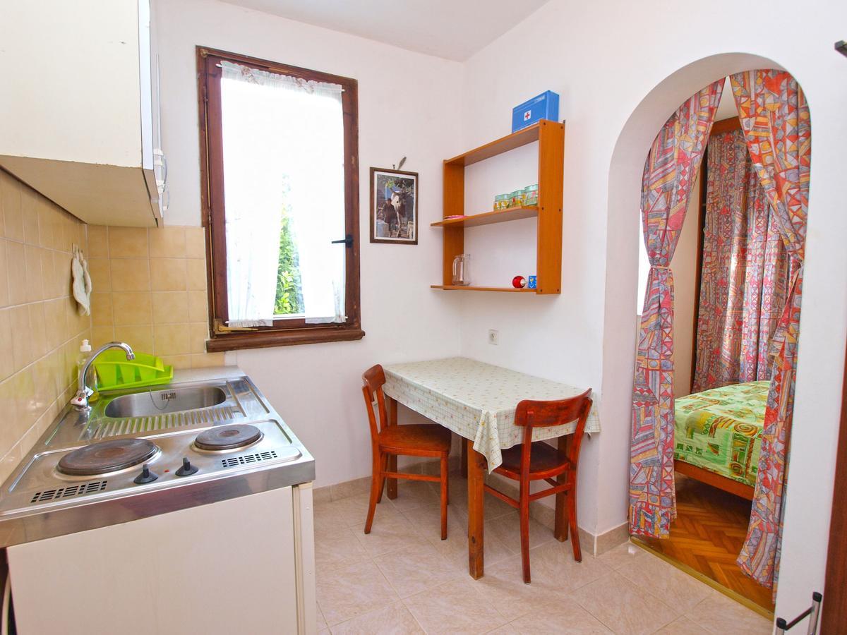 Apartments Ivan 41 Pula Bagian luar foto