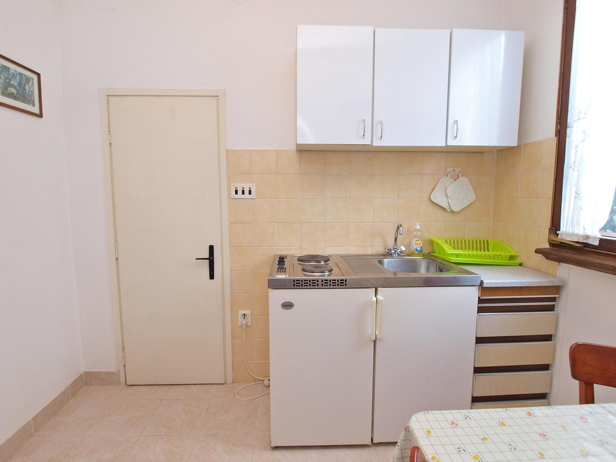 Apartments Ivan 41 Pula Bagian luar foto