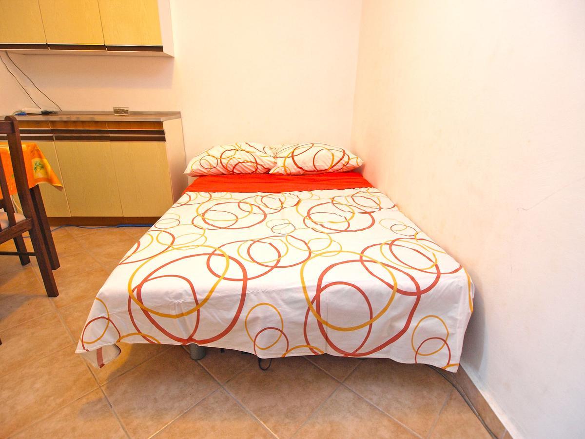 Apartments Ivan 41 Pula Bagian luar foto